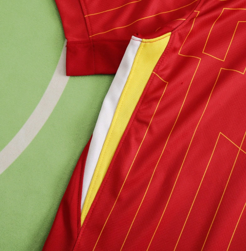 24/25 Liverpool Home Kit Fan Version