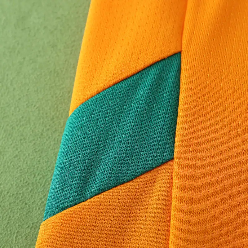Valencia 24/25 Third Kit
