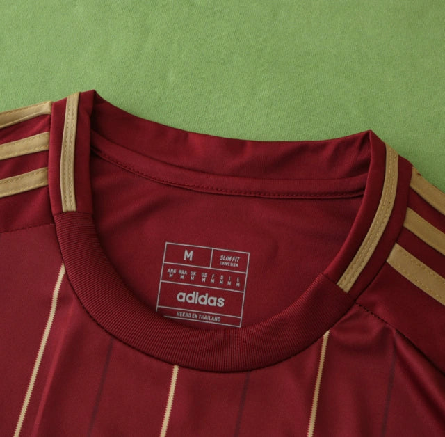 Roma 24/25 Home Kit Fan Version