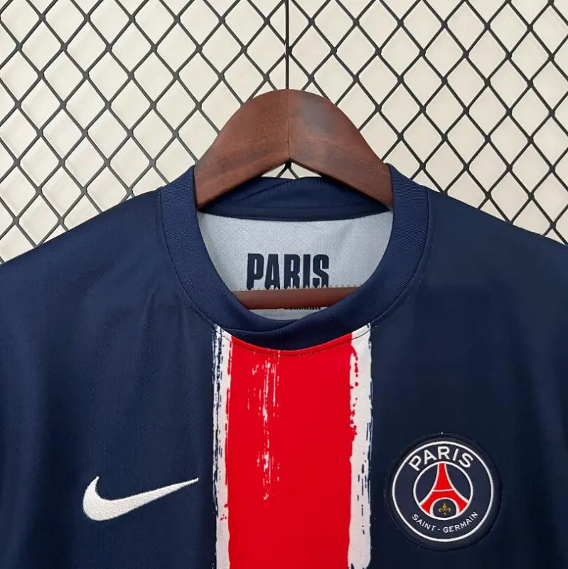 PSG 24/25 Home Kit