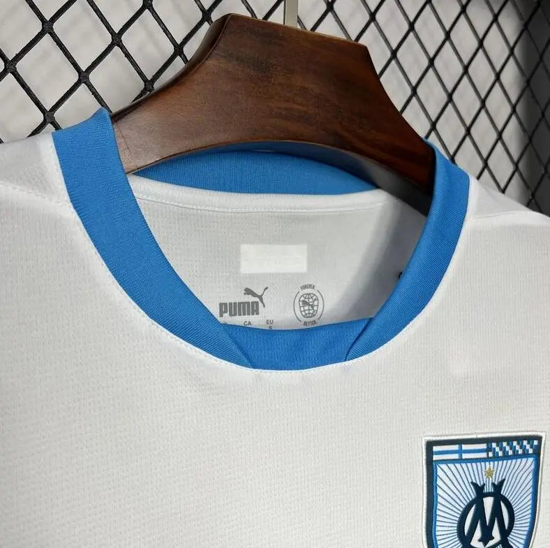 Marseille 24/25 Home Kit
